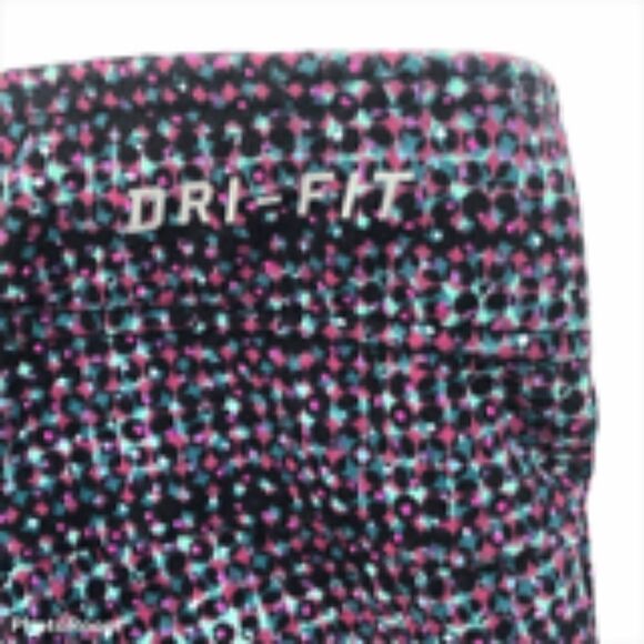 Nike Dri-Fit Cropped Leggings   - Picture 2 of 4